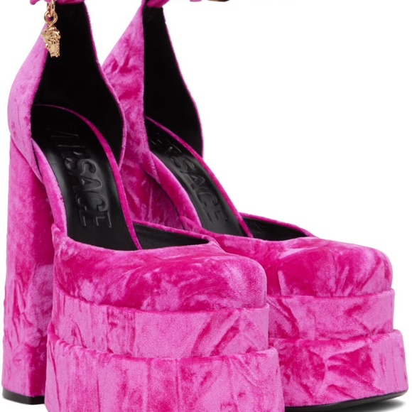 Versace Shoes - Versace Medusa never worn